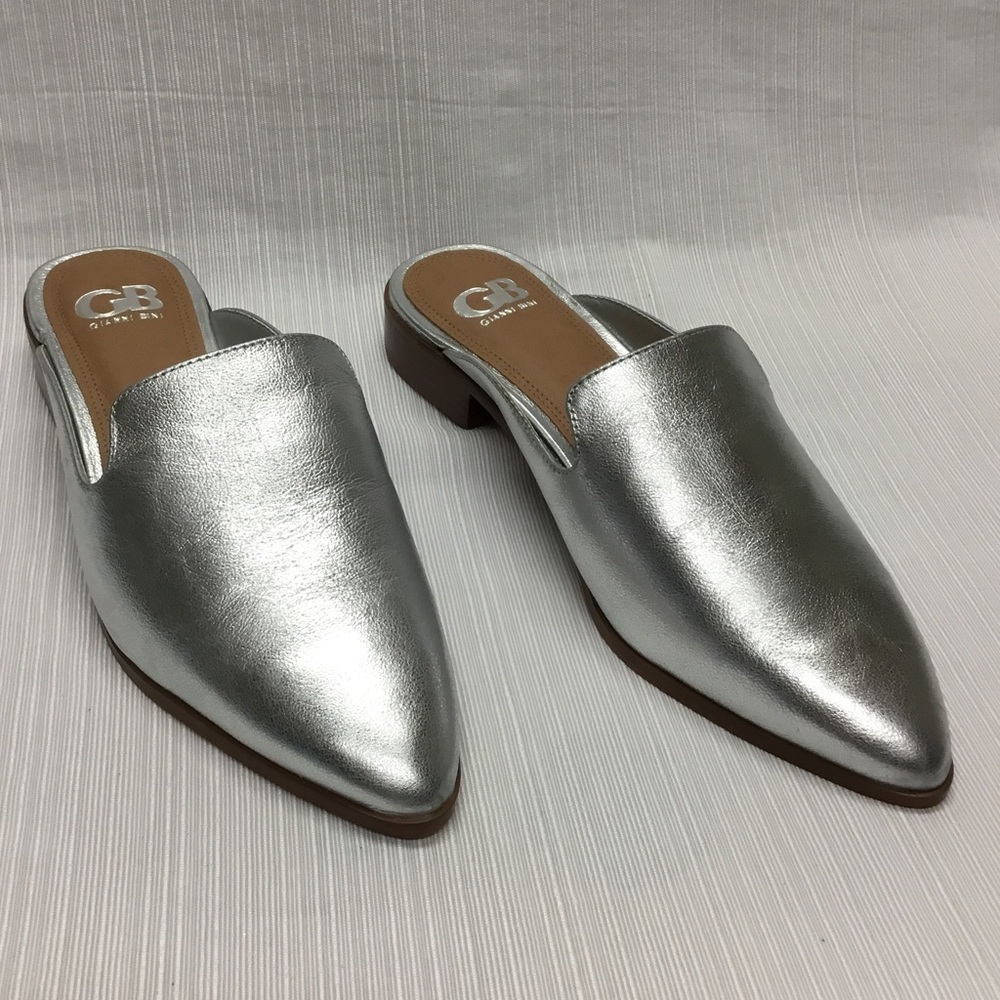 Gianni Bini New Slide On Silver Shoes - Picture 1 of 8